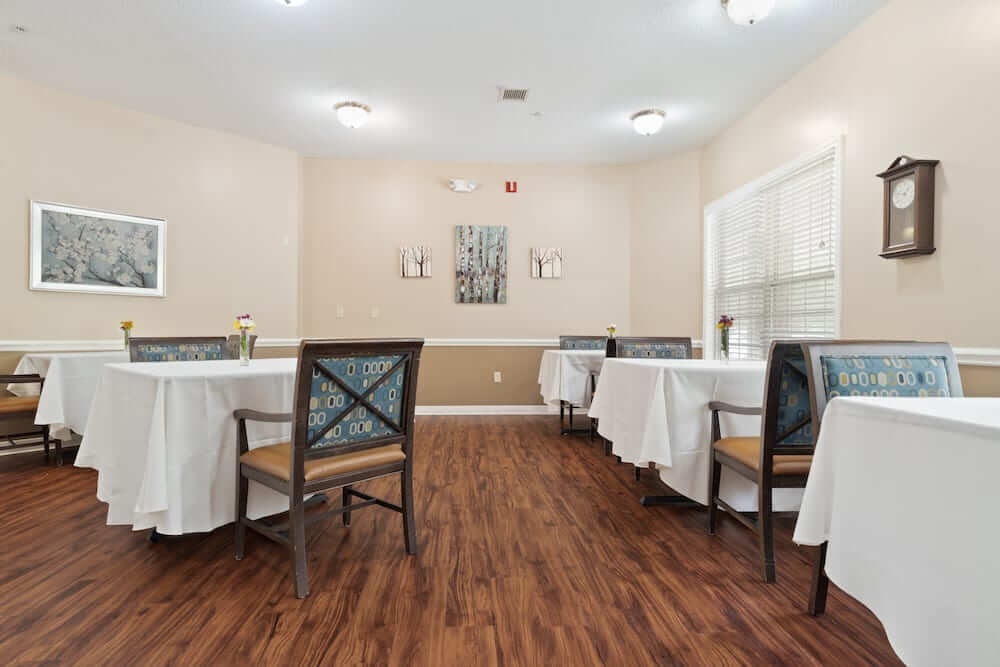 Dining space with chef-prepared meals in a retirement community