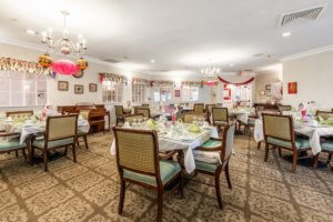 Dining space with chef-prepared meals in a retirement community