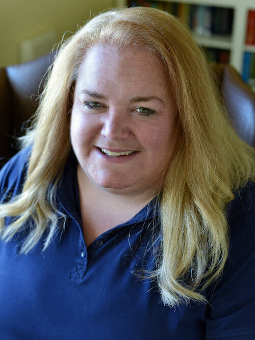 Dee Medlin - Executive Director - headshot