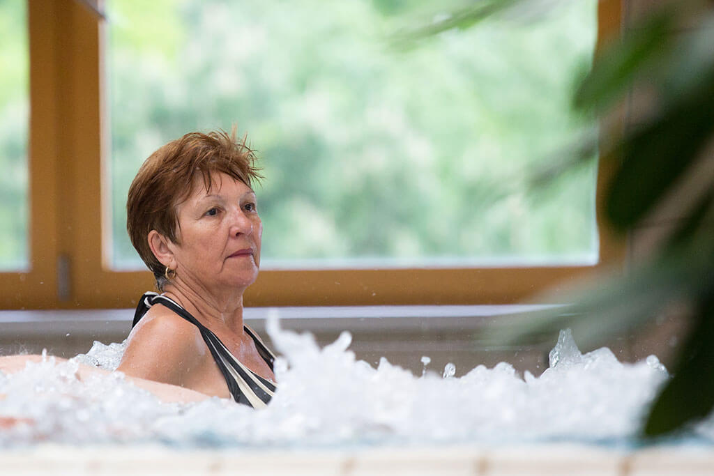 Keeping Seniors Safe In Hot Tubs TerraBella