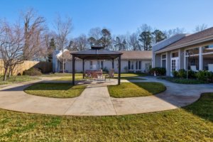 Comfortable outdoor courtyard for senior