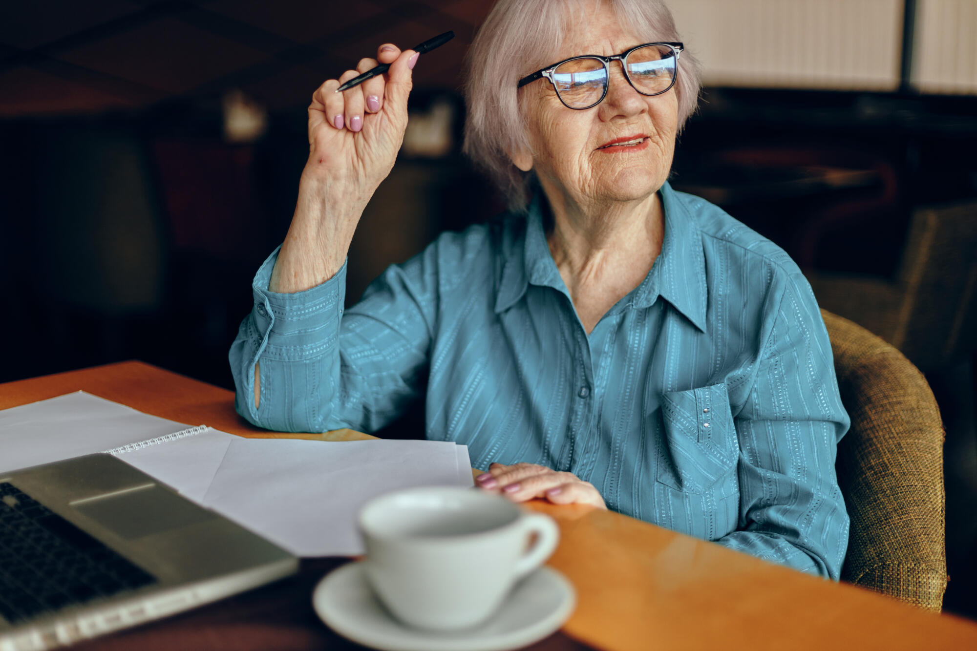 Senior Thinking How Sleep Deprivation in Seniors Impacts Cognitive Thinking Skills